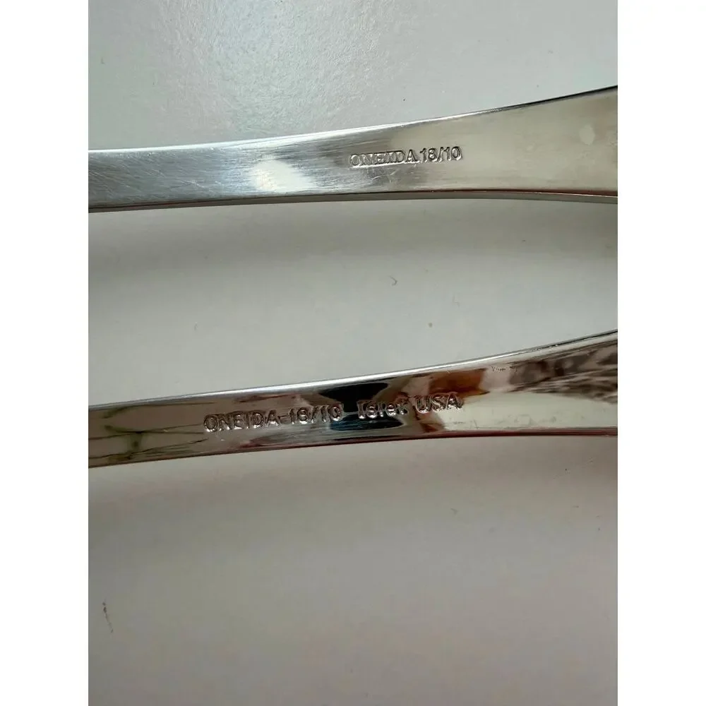 Oneida Islet Dinner Forks 8 1/4” 18/10 Stainless Set of 2 USA Korea